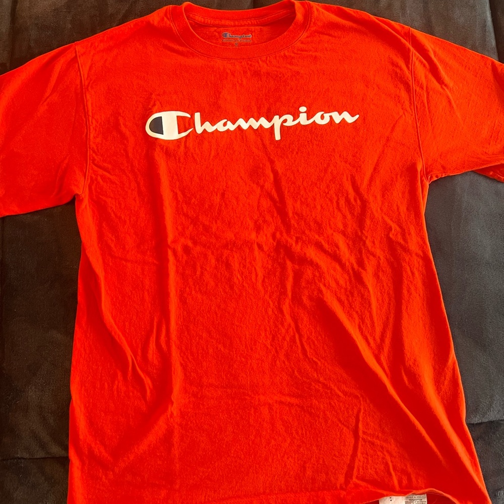 Champion Men's Red T-Shirt